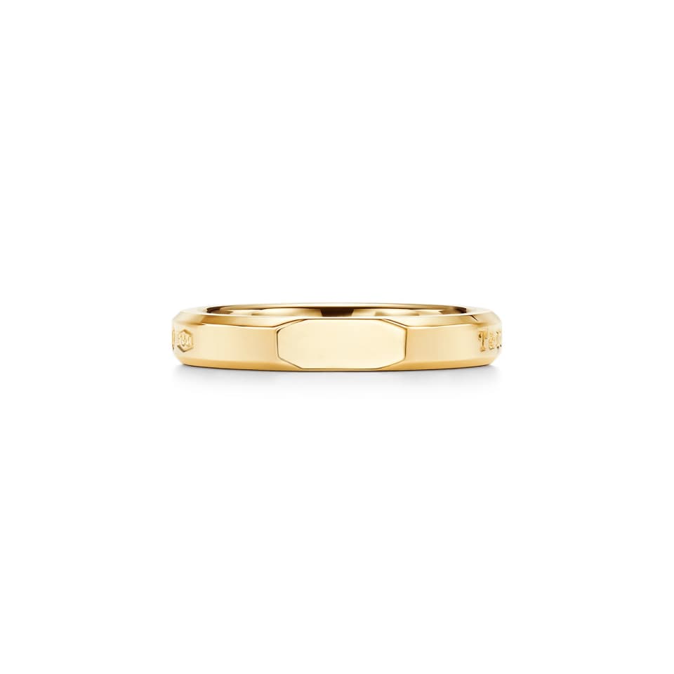 goldish 1041720209
